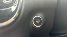 Volvo XC40 2.0 B3P Ultra Dark 5dr Auto Petrol Estate